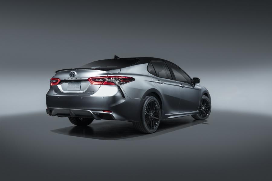  Toyota Camry Hybrid XSE 2020 года  (NA) (фото 4 из 12)